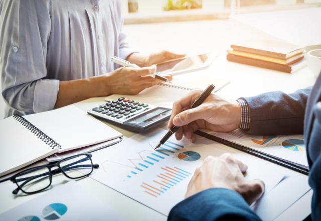 Podsumowanie roku 2024 – Najważniejsze zmiany i wydarzenia w branży rachunkowej 